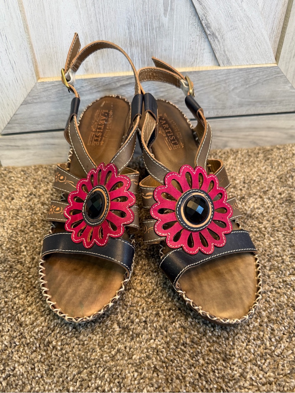 L'Artiste Strappy Pristini Floral Cutout Heeled Sandal 41 Bling 9.5-10